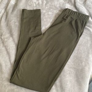 Olive green leggings